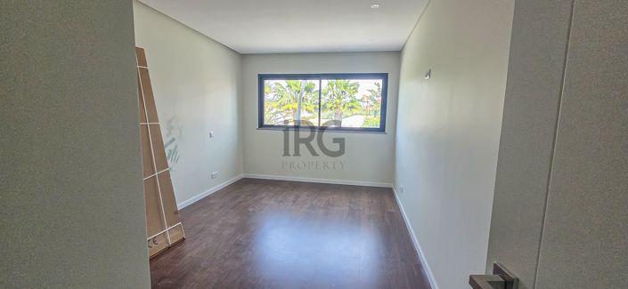 Image No.16-3 Bed Apartment for sale