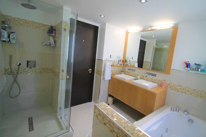 Image No.11-3 Bed Apartment for sale