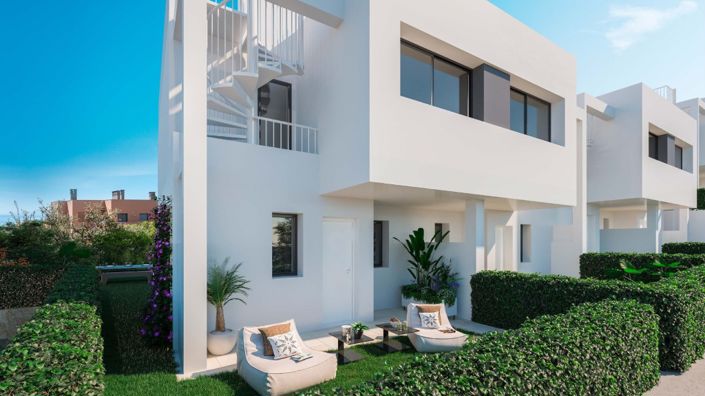 Image No.8-3 Bed Townhouse for sale