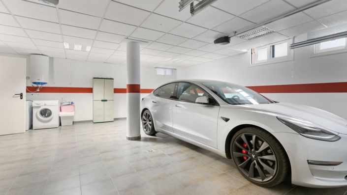 Image No.12-4 Bed Villa for sale