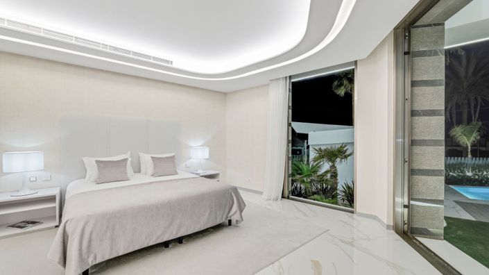 Image No.20-6 Bed Villa for sale