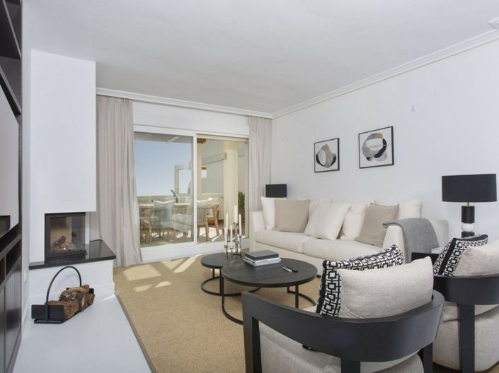 Image No.13-3 Bed Property for sale