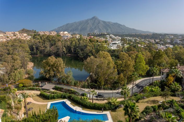 Image No.2-3 Bed Property for sale