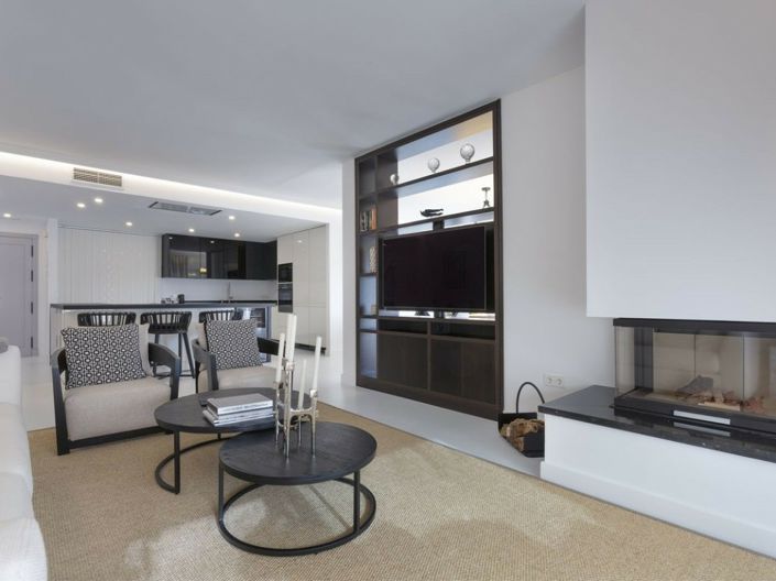 Image No.3-3 Bed Property for sale