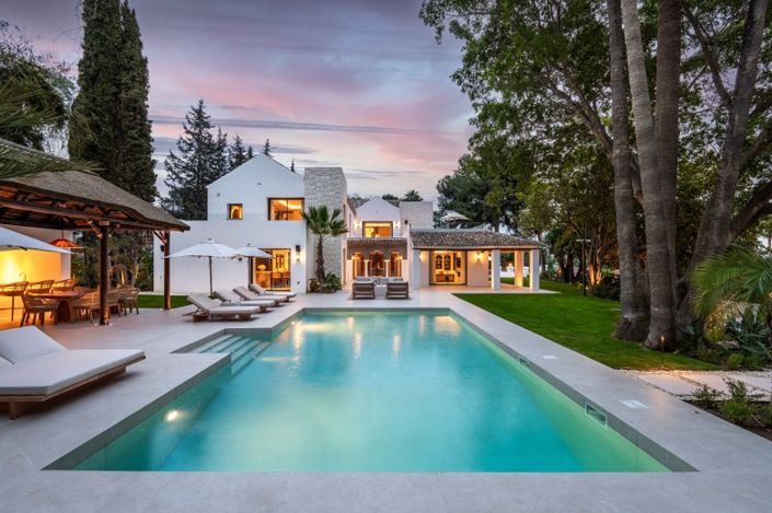 Image No.1-Villa de 5 chambres à vendre à Marbella