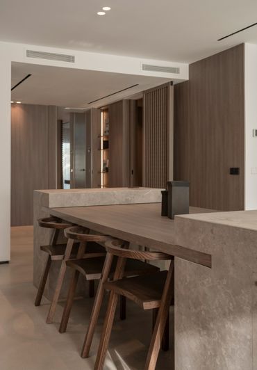 Image No.12-2 Bed Property for sale