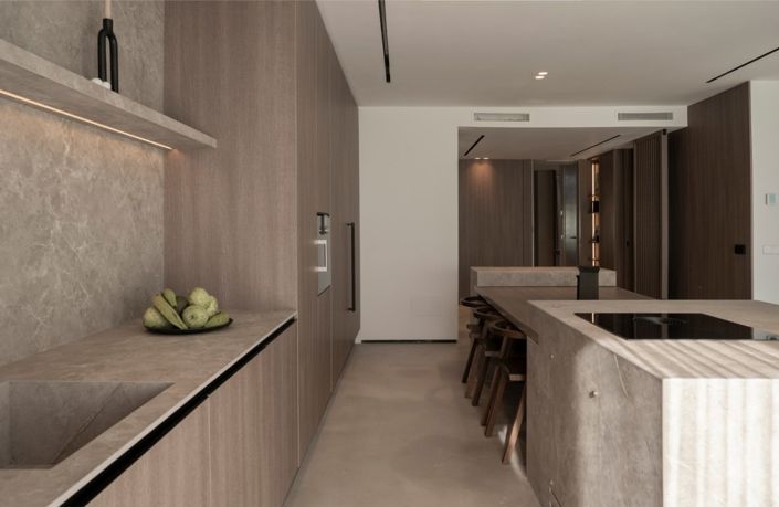 Image No.13-2 Bed Property for sale