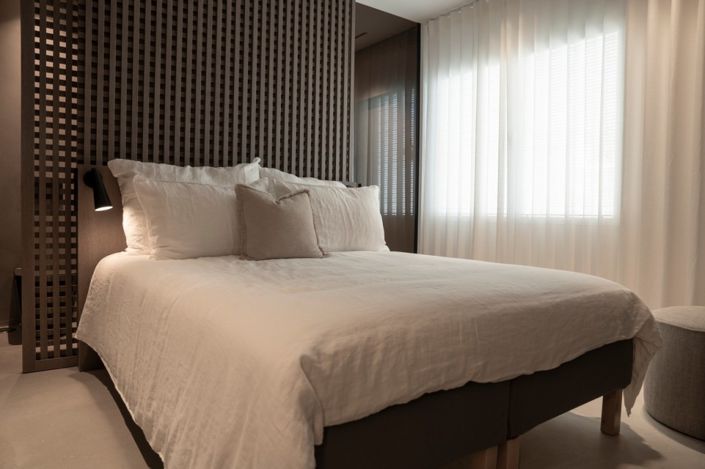 Image No.20-2 Bed Property for sale