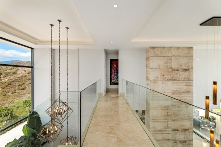 Image No.7-4 Bed Villa for sale