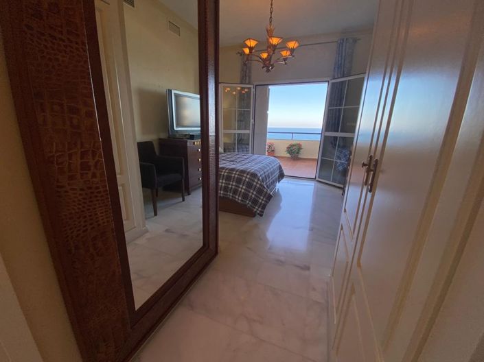 Image No.14-3 Bed Apartment for sale