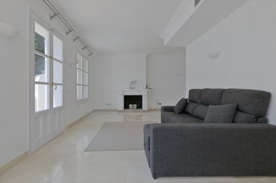 Lounge with Fireplacce