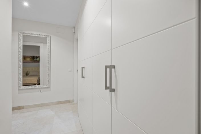 Image No.18-2 Bed Apartment for sale