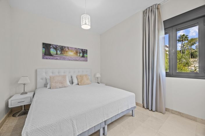 Image No.19-2 Bed Apartment for sale