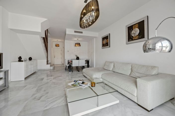 Image No.11-3 Bed Townhouse for sale