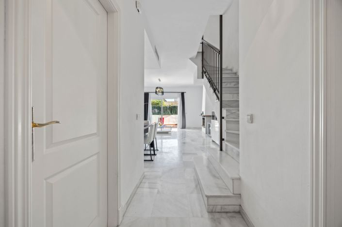 Image No.5-3 Bed Townhouse for sale