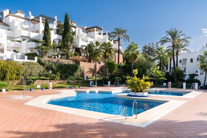 Image No.1-Maison de ville de 3 chambres à vendre à Marbella
