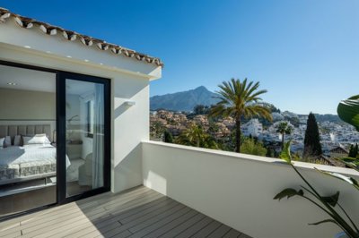 Bedroom & terrace