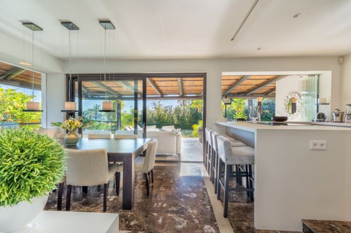 Image No.10-4 Bed Villa for sale