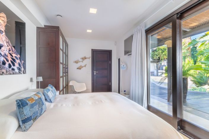 Image No.13-4 Bed Villa for sale