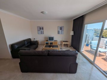 Lounge 1