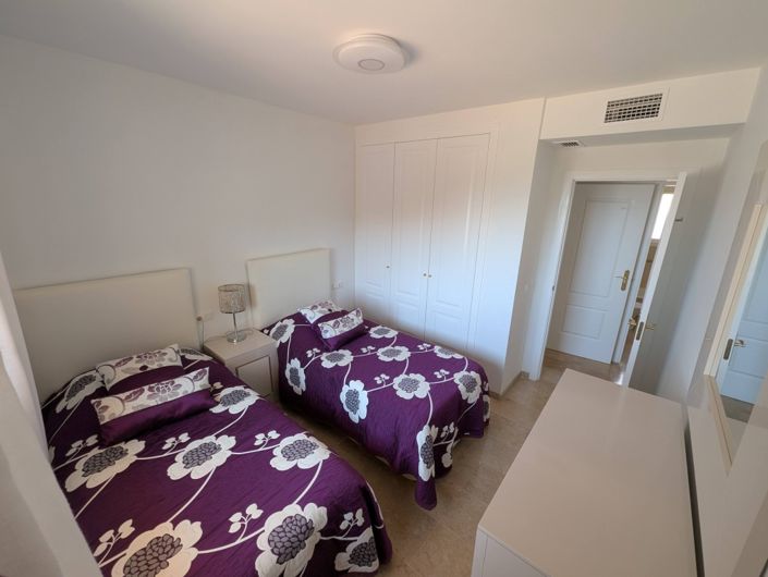 Image No.7-3 Bed Property for sale