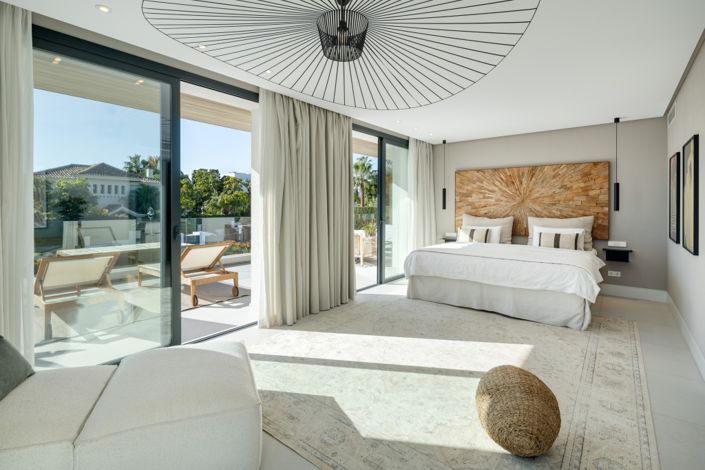 Image No.4-5 Bed Villa for sale