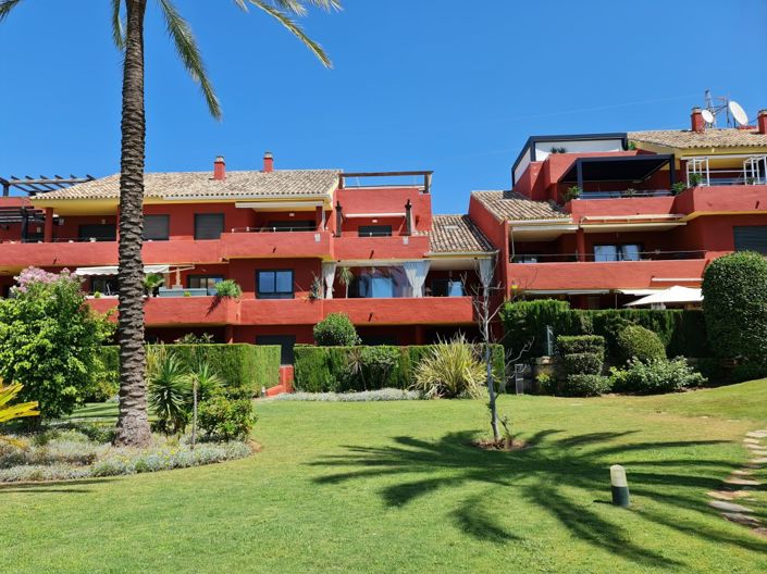 Image No.1-Appartement de 2 chambres à vendre à Estepona