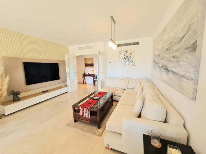 Image No.9-Appartement de 2 chambres à vendre à Estepona