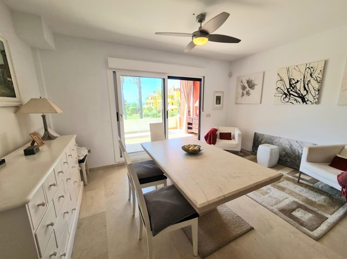 Image No.3-Appartement de 2 chambres à vendre à Estepona