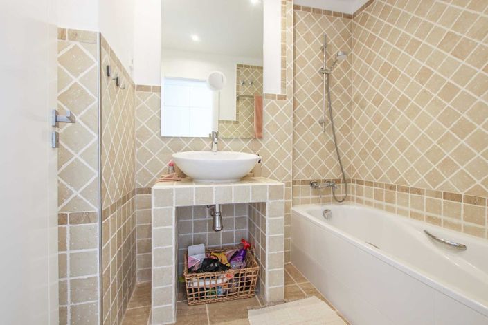 Image No.17-Appartement de 2 chambres à vendre à Estepona