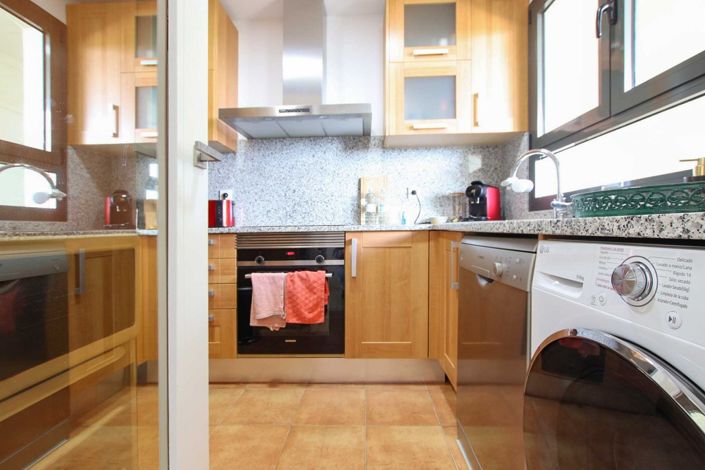 Image No.5-Appartement de 2 chambres à vendre à Estepona