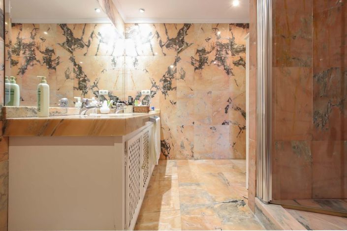 Image No.11-3 Bed Apartment for sale