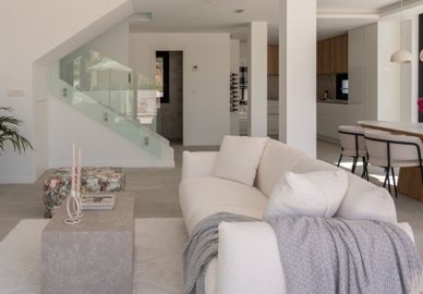 Lounge glass staircase