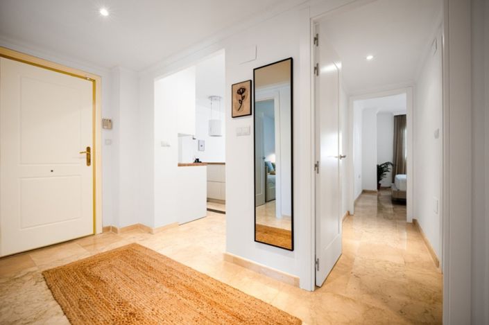 Image No.13-3 Bed Property for sale