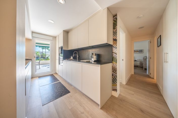 Image No.11-2 Bed Apartment for sale