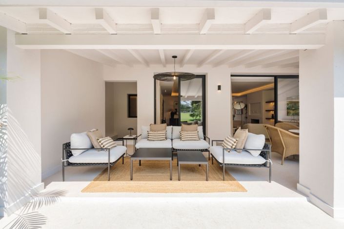 Image No.17-4 Bed Townhouse for sale