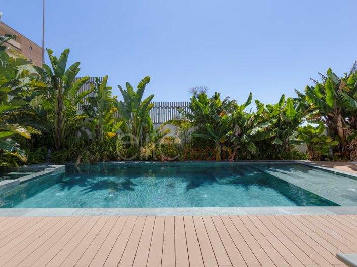 Image No.6-4 Bed House for sale