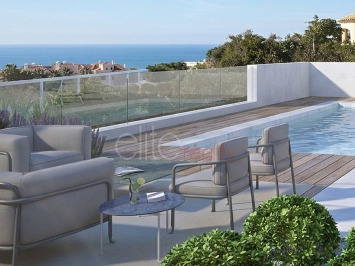 Image No.19-3 Bed House for sale