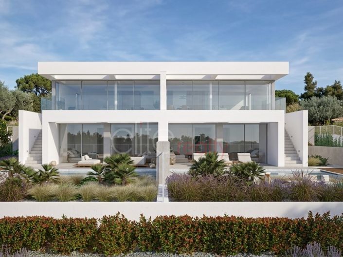 Image No.14-3 Bed House for sale