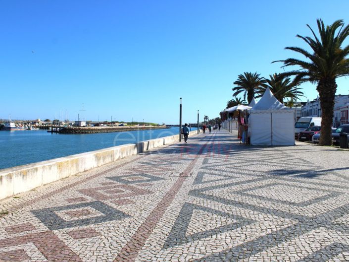 Image No.11-1 Bed House for sale