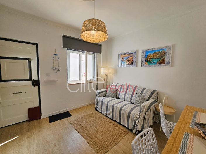 Image No.4-1 Bed House for sale