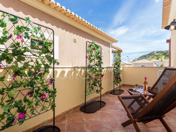 Image No.16-2 Bed House for sale