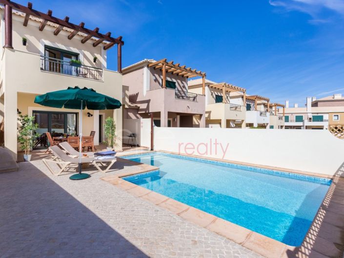 Image No.26-2 Bed House for sale