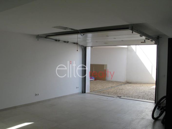 Image No.11-Maison de 3 chambres à vendre à Lagos