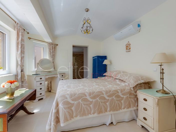 Image No.33-Maison de 5 chambres à vendre à Lagos