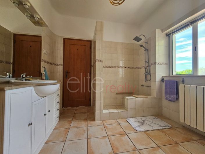 Image No.13-Maison de 4 chambres à vendre à Lagos