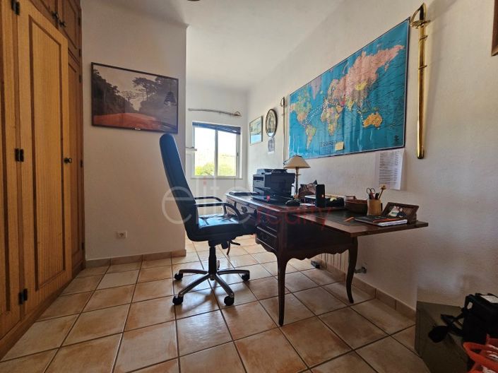 Image No.14-Maison de 4 chambres à vendre à Lagos