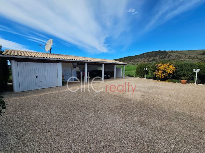 Image No.2-Maison de 4 chambres à vendre à Lagos