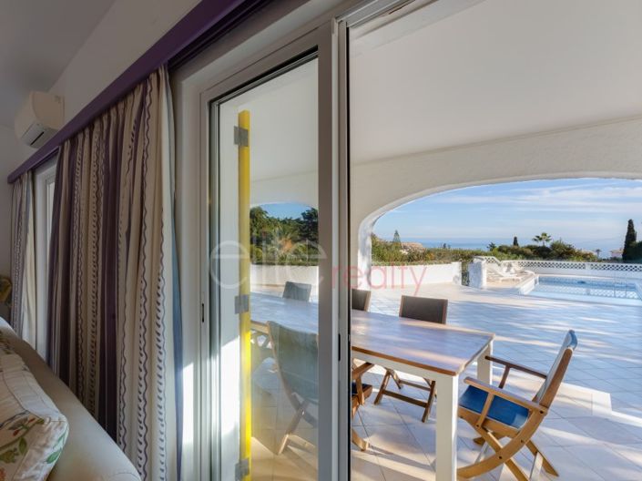 Image No.9-5 Bed House for sale