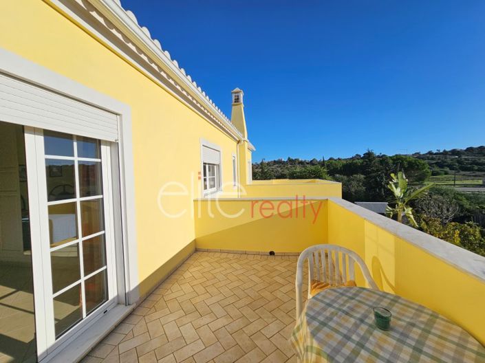 Image No.21-4 Bed House for sale